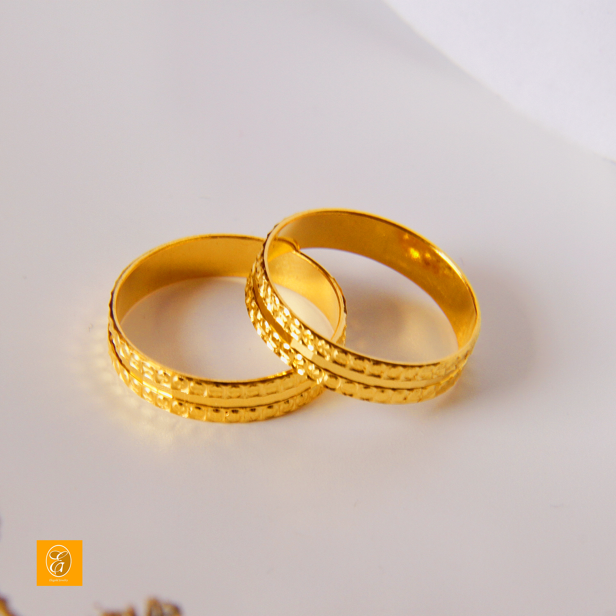 The Timeless Allure of 916 Gold: A Buyer's Guide – Elegold Jewelry