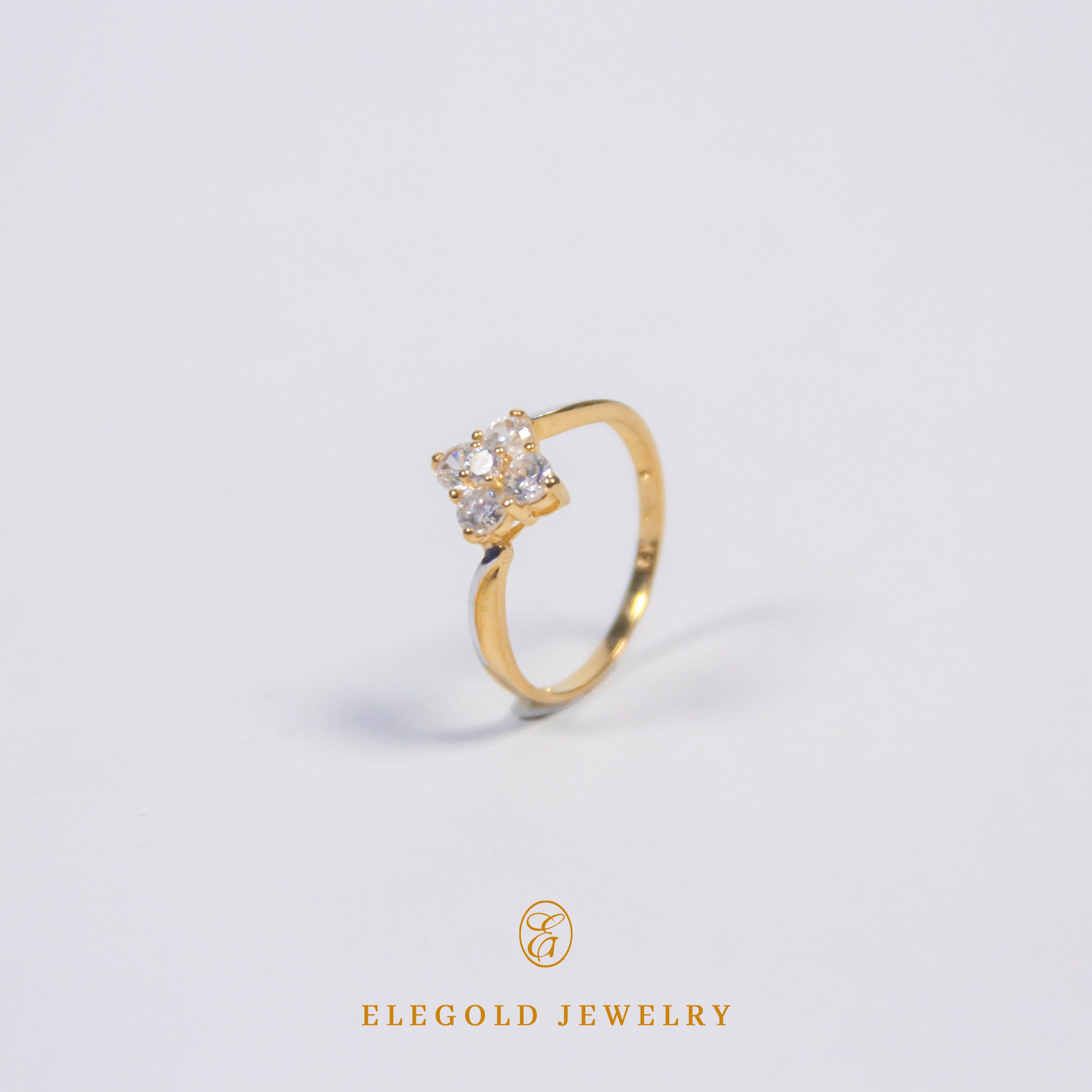 Elegold Cluster Flower Twist CZ Stone Gold Ring