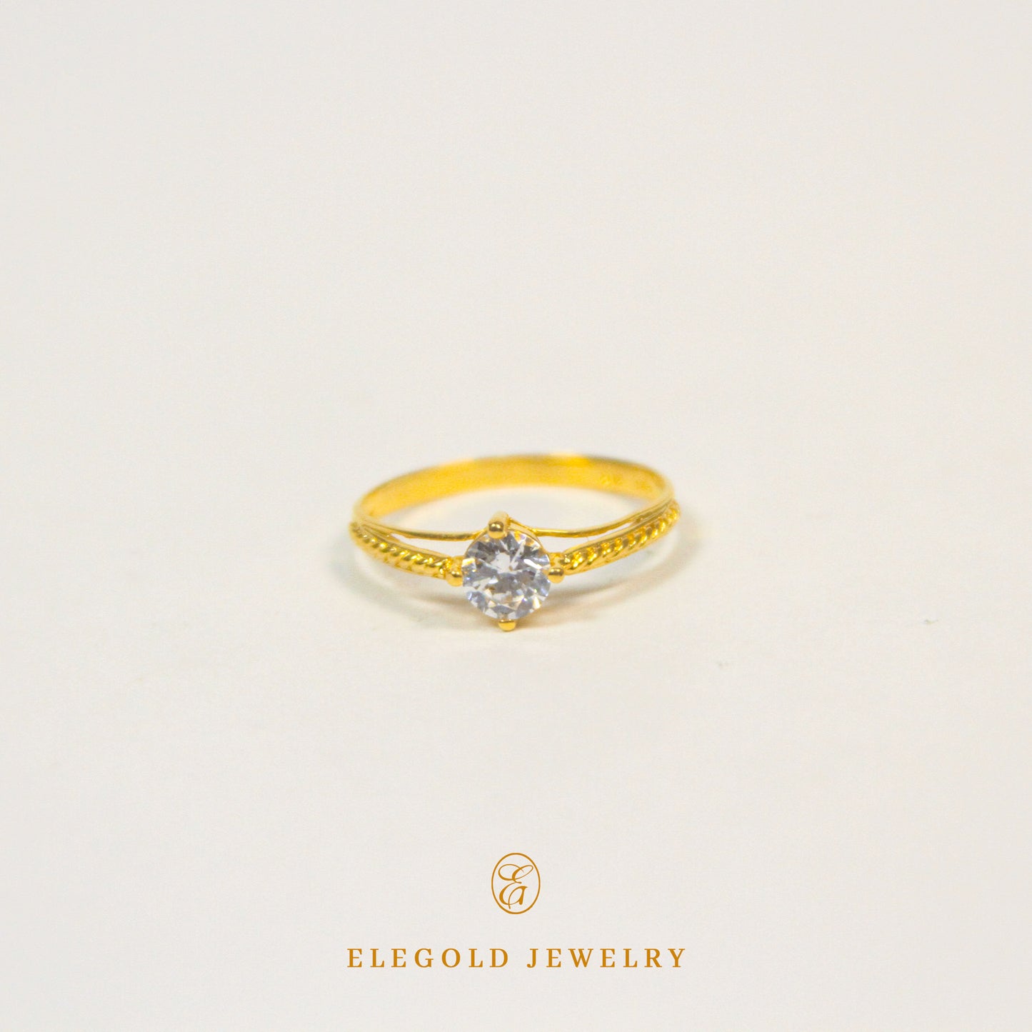 Elegold Split Side Stone CZ Stone Gold Ring