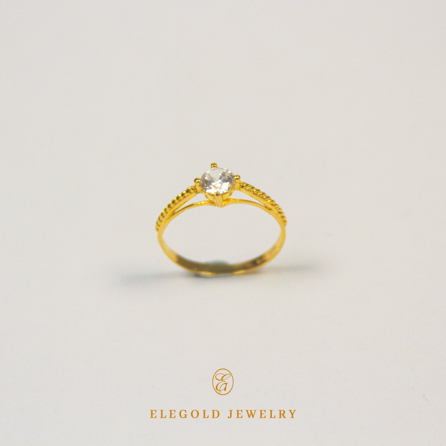 Elegold Split Side Stone CZ Stone Gold Ring