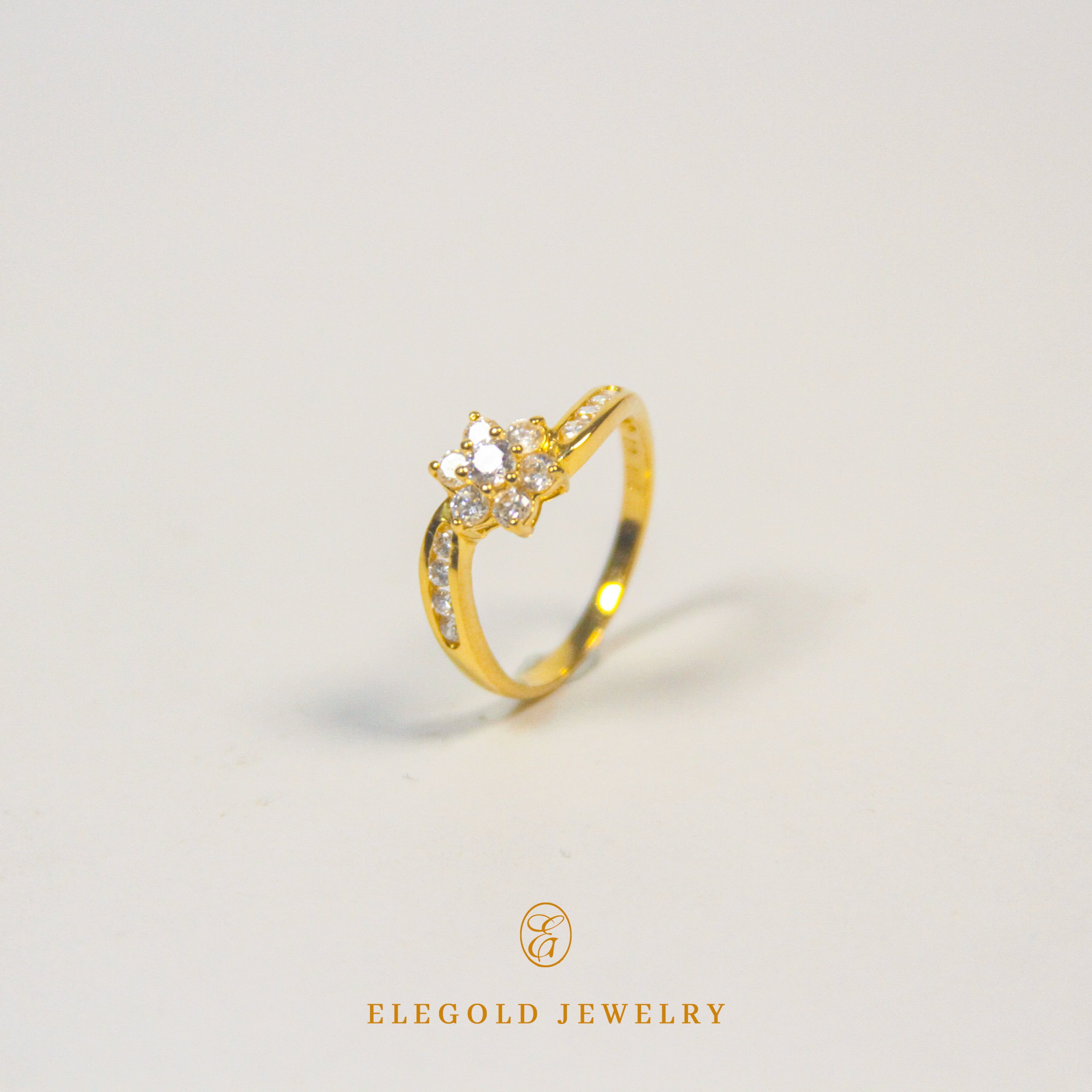 Elegold Blooming Flower CZ Side Stone Gold Ring - 206ys