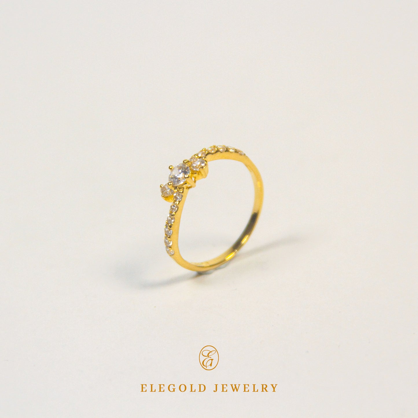 Elegold Cluster CZ Side Stone Gold Ring - 209R7