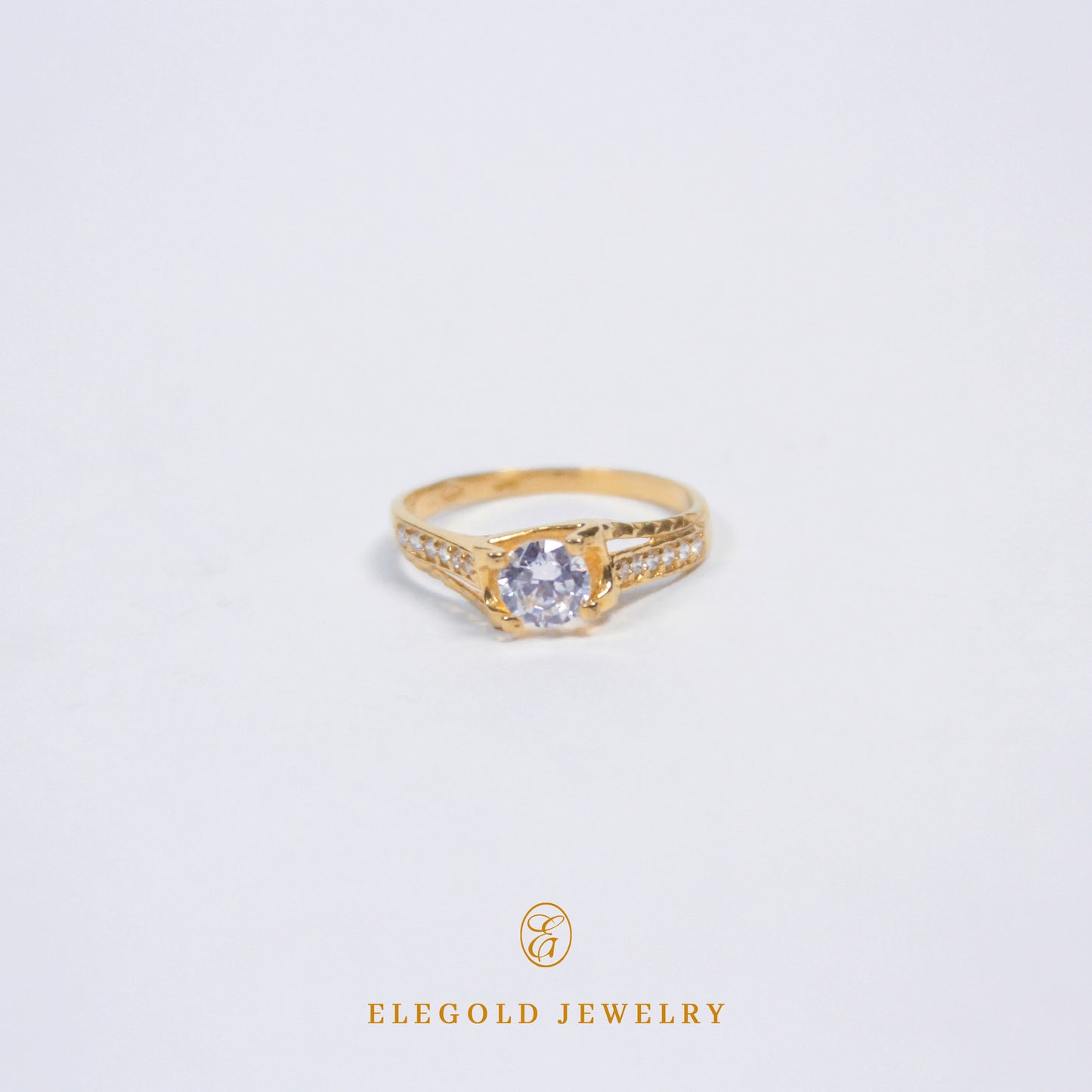 Elegold Fashion Solitaire CZ Stone Gold Ring