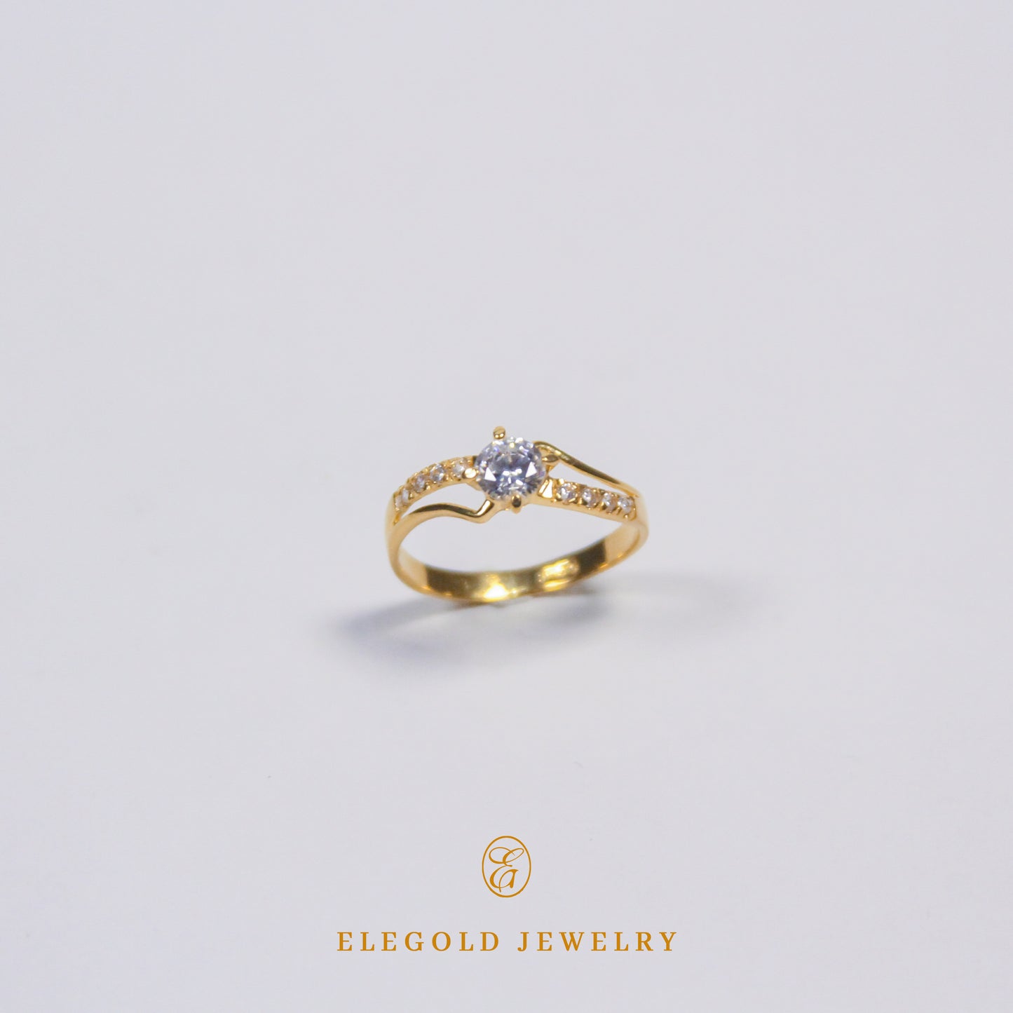 Elegold Split CZ Stone Ring