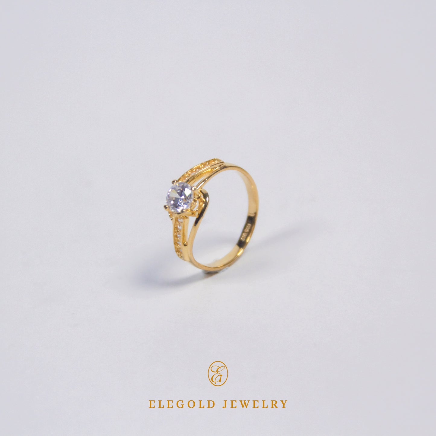 Elegold Fashion Square Cut CZ Stone Gold Ring