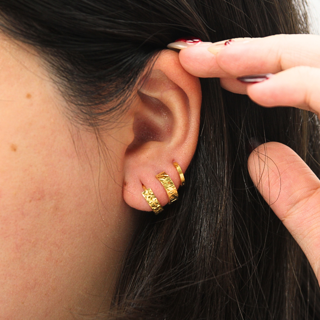 Mix & Match Shiny Plain Hoop Gold Pendant Elegold