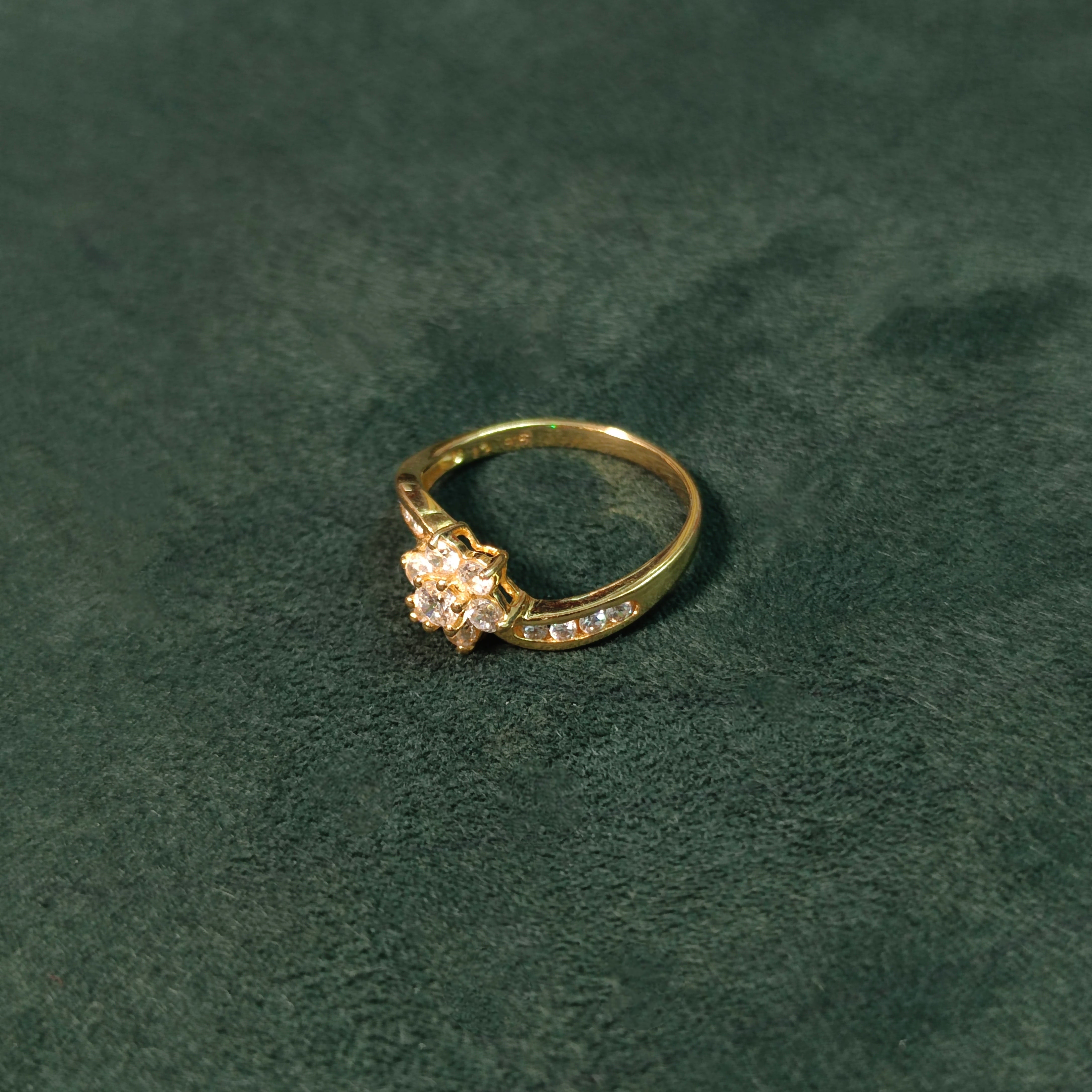 Elegold Blooming Flower CZ Side Stone Gold Ring - 206ys